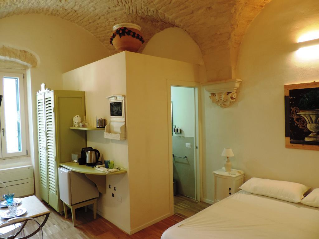 مبيت وإفطار مارتينا فرانكا Casa Adele - Dimora Del 1700 Nel Centro Storico المظهر الخارجي الصورة
