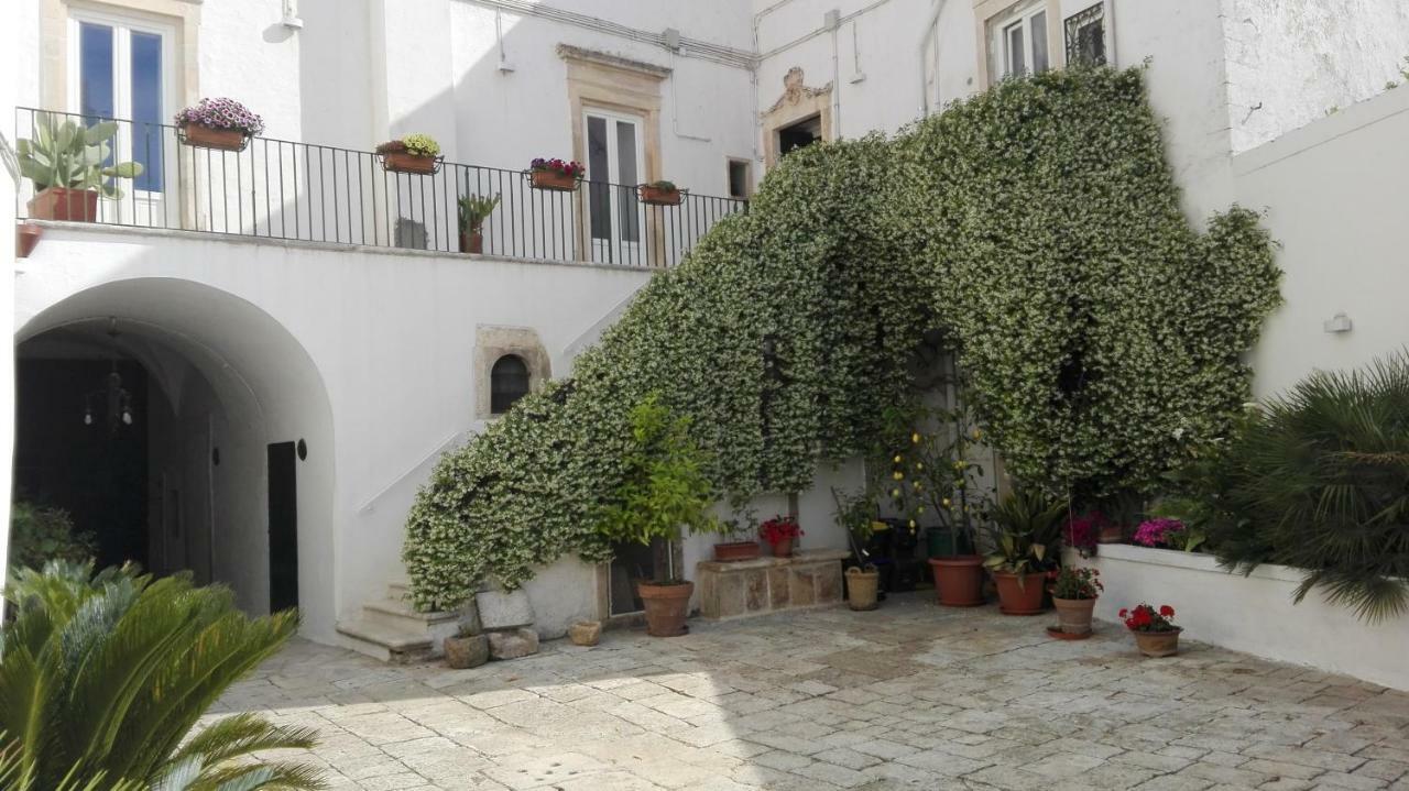 مبيت وإفطار مارتينا فرانكا Casa Adele - Dimora Del 1700 Nel Centro Storico المظهر الخارجي الصورة